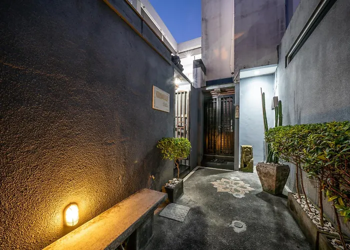 Modern With Private Pool , Full Kitchen And Parking Villa