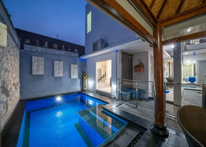 Modern With Private Pool , Full Kitchen And Parking *