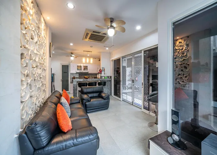 Modern With Private Pool , Full Kitchen And Parking Villa