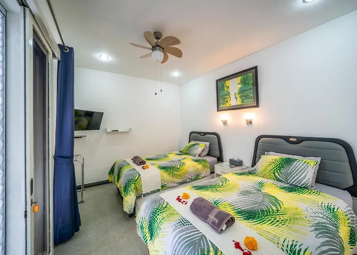 Modern With Private Pool , Full Kitchen And Parking Villa Legian