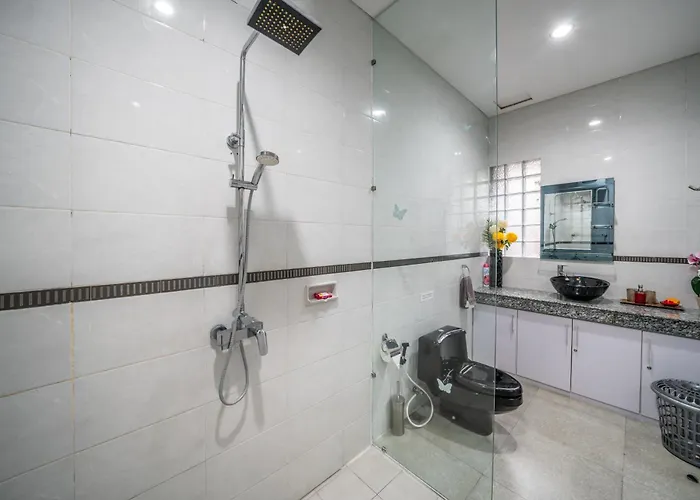 Modern With Private Pool , Full Kitchen And Parking * Legian