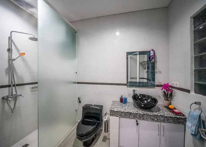 Villa Modern With Private Pool , Full Kitchen And Parking *