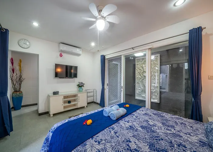 Villa Modern With Private Pool , Full Kitchen And Parking *
